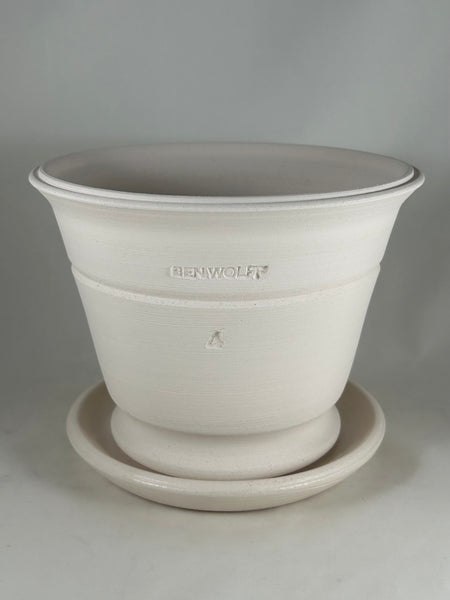 ZSPC1149-18 Ben Wolff #4 Footed Split Rim Half Pot in White Clay. Sealed #6 saucer with cork pads. 6”H x 8”W --- ONE OF A KIND