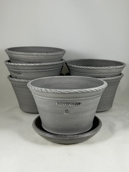 Ben Wolff #2 Roped Rim Half Pot in Grey Finish. Sealed #4 saucer with cork pads. 4”H x 6.75”W --- MULTIPLE AVAILABLE
